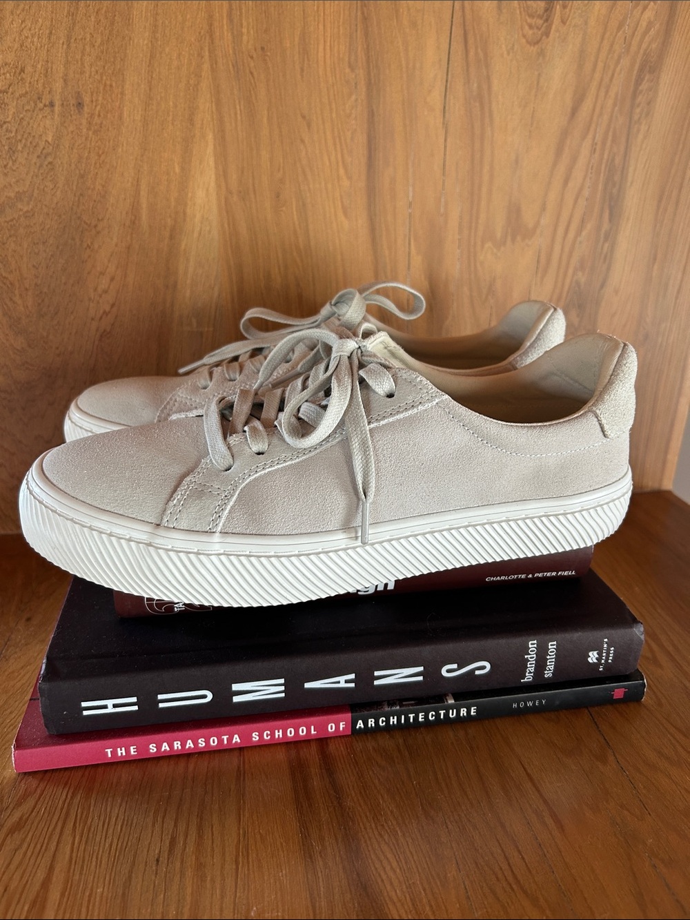 Quince Italian Suede Everyday Sneaker, cream, 9 - Picture 5 of 9